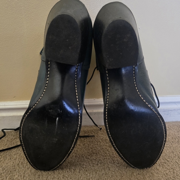 Capezio Women's Green Lace-Up Boots - Picture 3 of 6